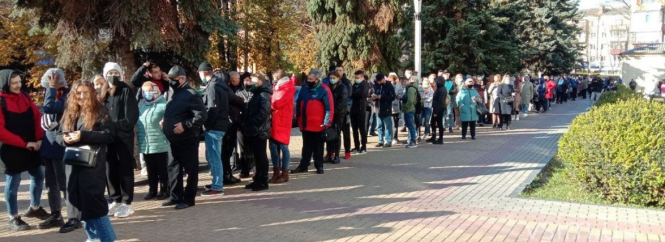 Новини Хмельницького - фото з Локдаун для невакцинованих, пиріжки та черги на щеплення: дивіться топ-5 новин на ВСІМ тиждень