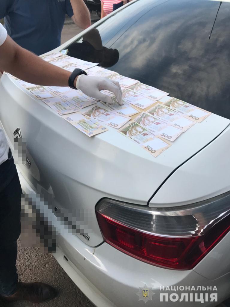 Новини Житомира - фото з Затриманому на хабарі посадовцю водоканалу і його спільнику загрожує до 10 років ув’язнення