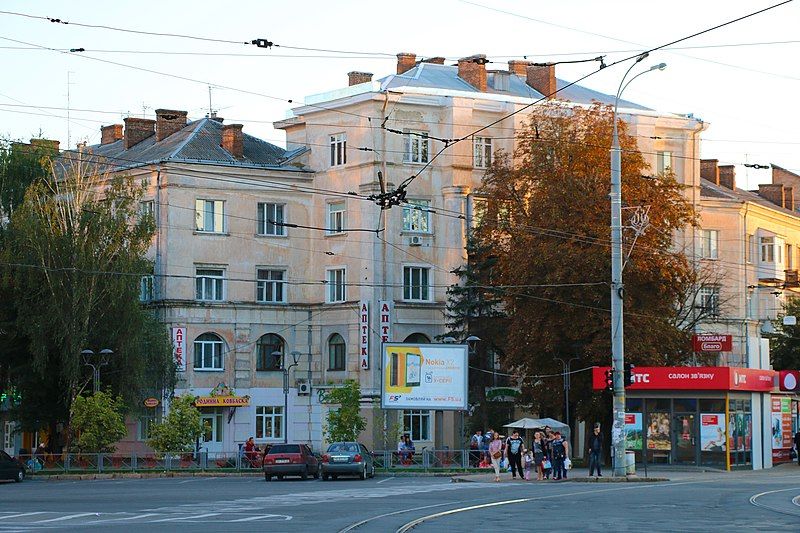 Новини Вінниці - фото з Забуті імена вінницьких кладовищ. Архітектор Самуїл Рабін створив будівлю ОДА й не тільки