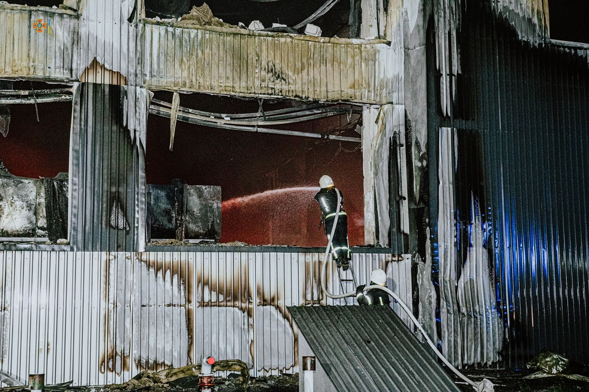 Новини Тернополя - фото з Масштабну пожежу біля Тернополя ліквідовували майже сім годин (ФОТО. ВІДЕО)