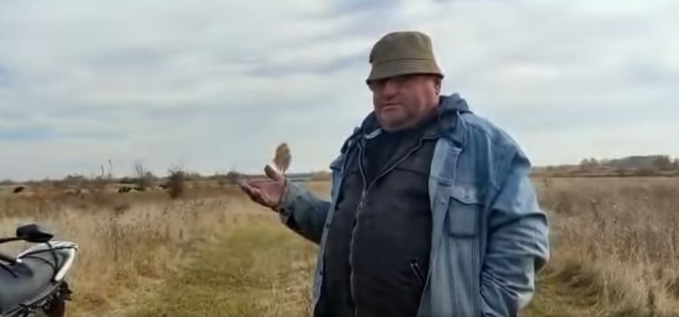 Новини Вінниці - фото з В Іванові під час збирання кукурудзи поліція зупинила комбайн. Чому арештували техніку?