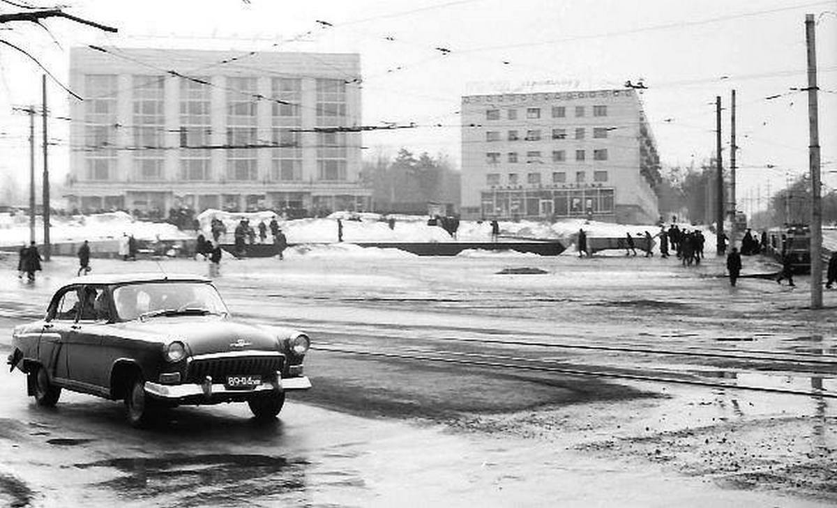 Новини Вінниці - фото з Як народжувався Вінницький ЦУМ? Перші роки існування універмагу у двадцяти світлинах