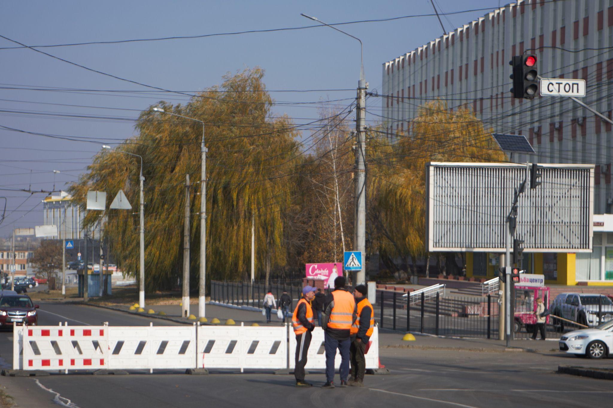 Новини Вінниці - фото з У Вінниці розпочали реконструкцію Батозької. Що там роблять у перший день перебудови?