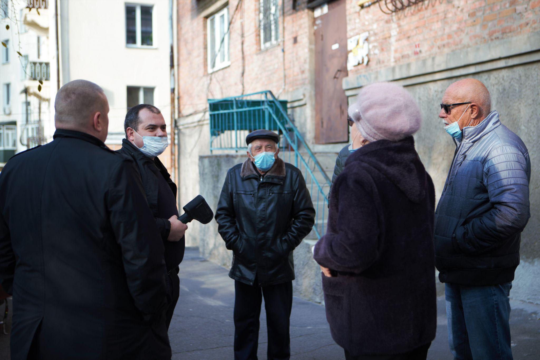 Новини Вінниці - фото з Власник магазину на Соборній блокує ремонт теплотраси. Жителі будинку сидять без опалення