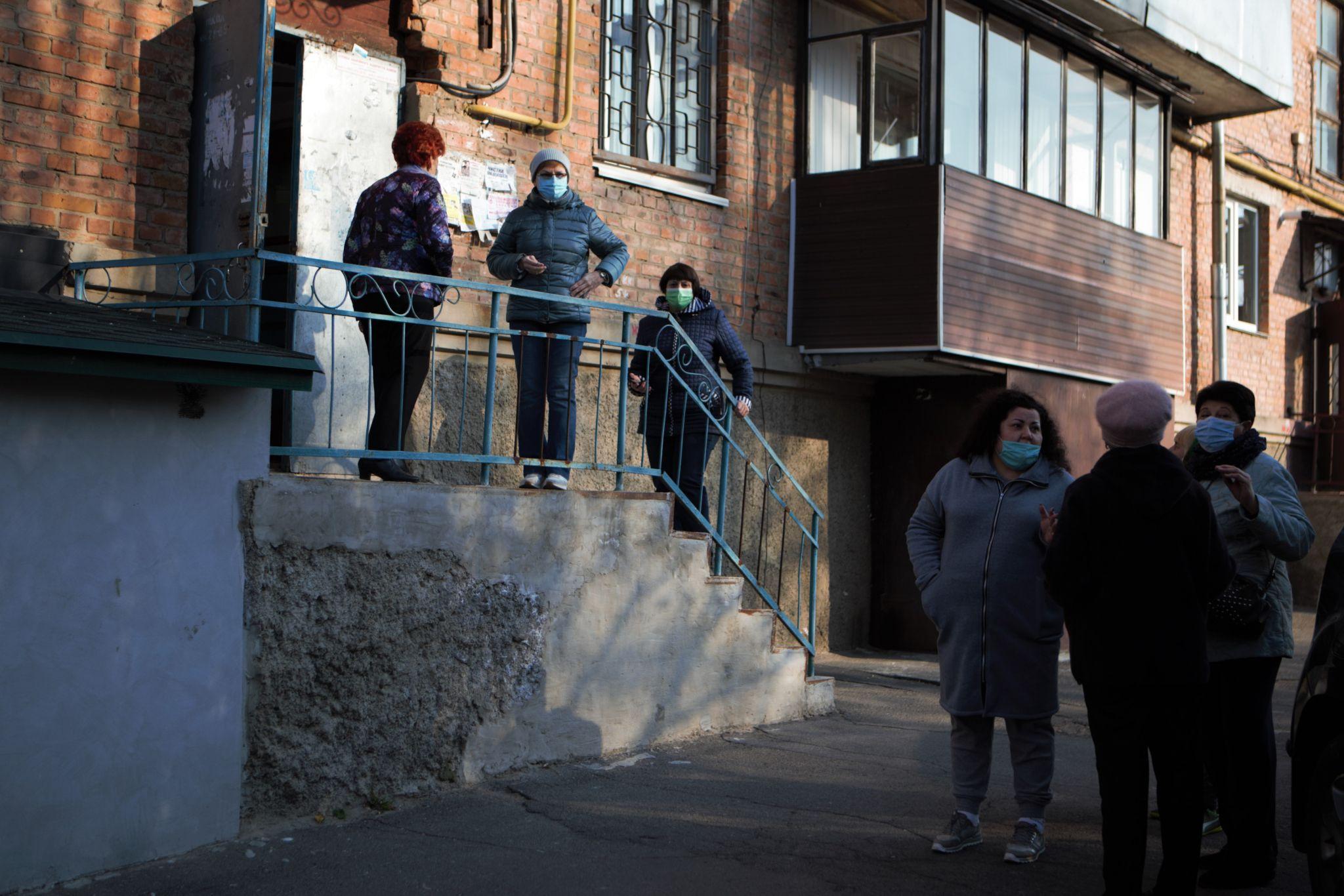 Новини Вінниці - фото з Власник магазину на Соборній блокує ремонт теплотраси. Жителі будинку сидять без опалення