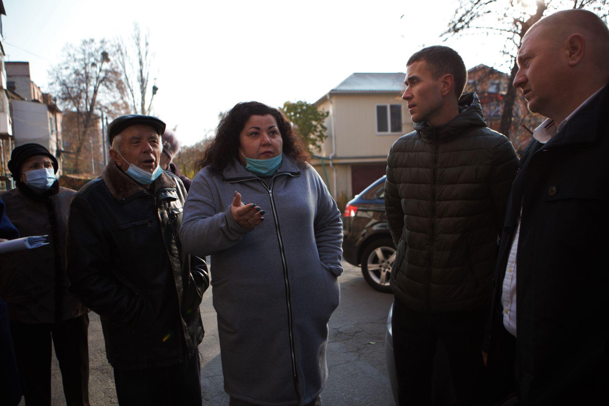 Новини Вінниці - фото з Власник магазину на Соборній блокує ремонт теплотраси. Жителі будинку сидять без опалення