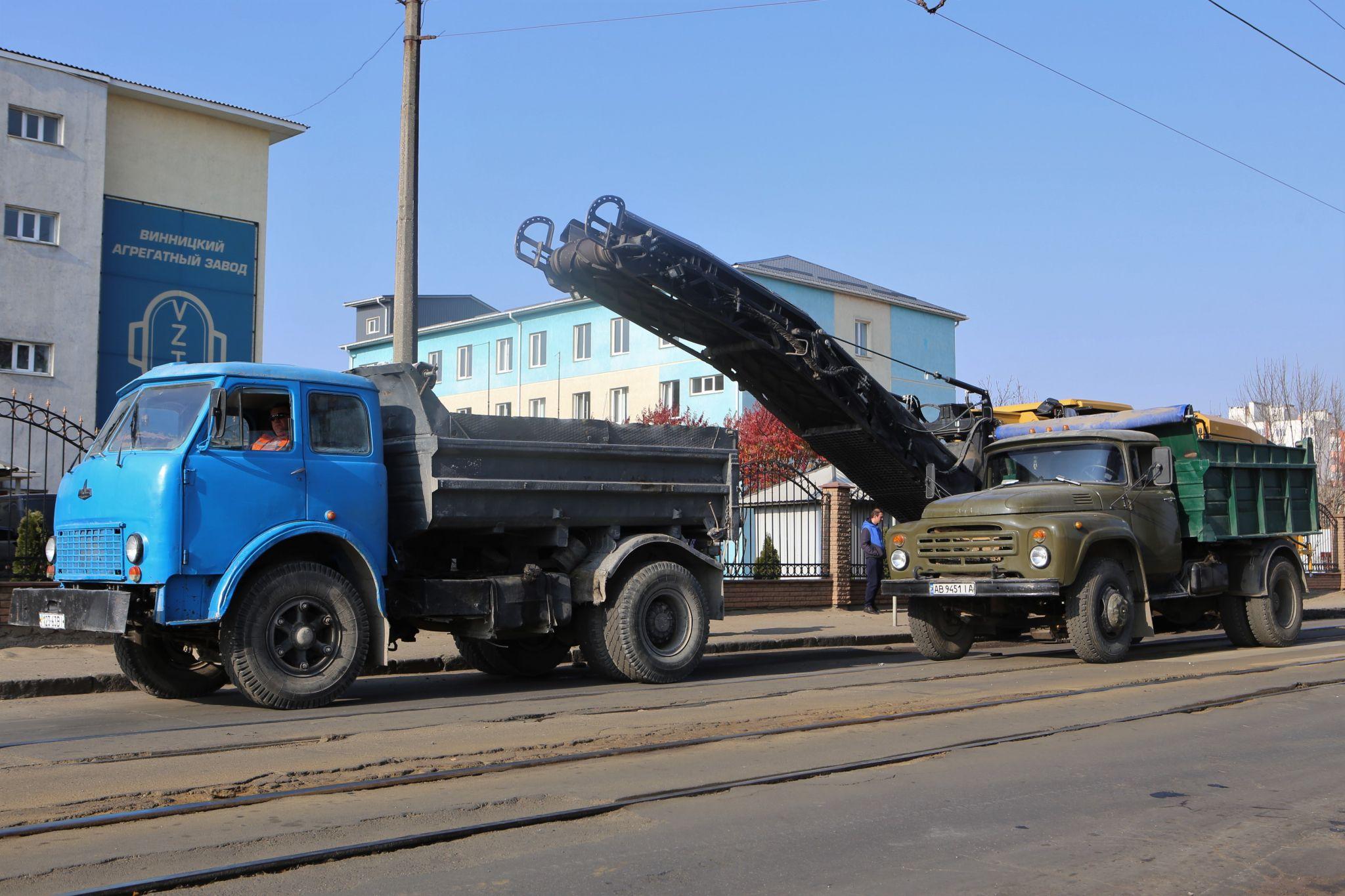Новини Вінниці - фото з У Вінниці розпочали реконструкцію Батозької. Що там роблять у перший день перебудови?
