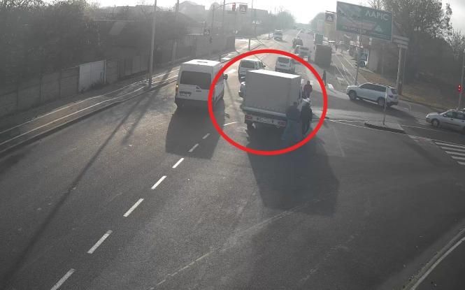 Новини Вінниці - фото з Водійка на Skoda не пропустила Citroen. Відео моменту ДТП