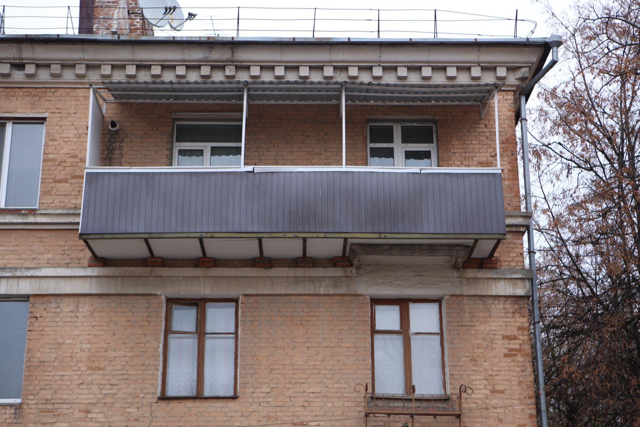 Новини Вінниці - фото з Ніби ще одна квартира. Як виглядають і чи законні «цар-балкони» на вінницьких багатоповерхівках