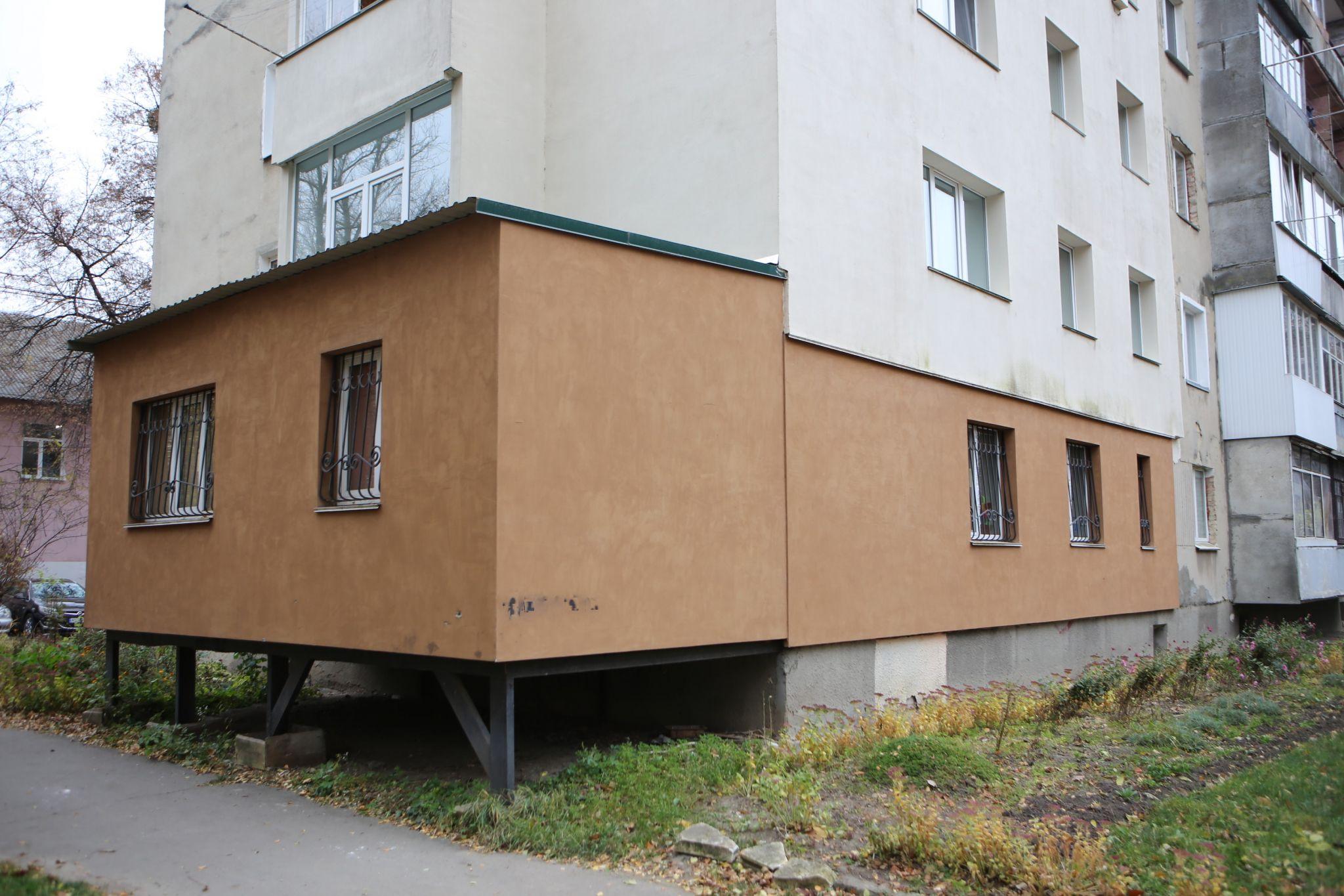 Новини Вінниці - фото з Ніби ще одна квартира. Як виглядають і чи законні «цар-балкони» на вінницьких багатоповерхівках