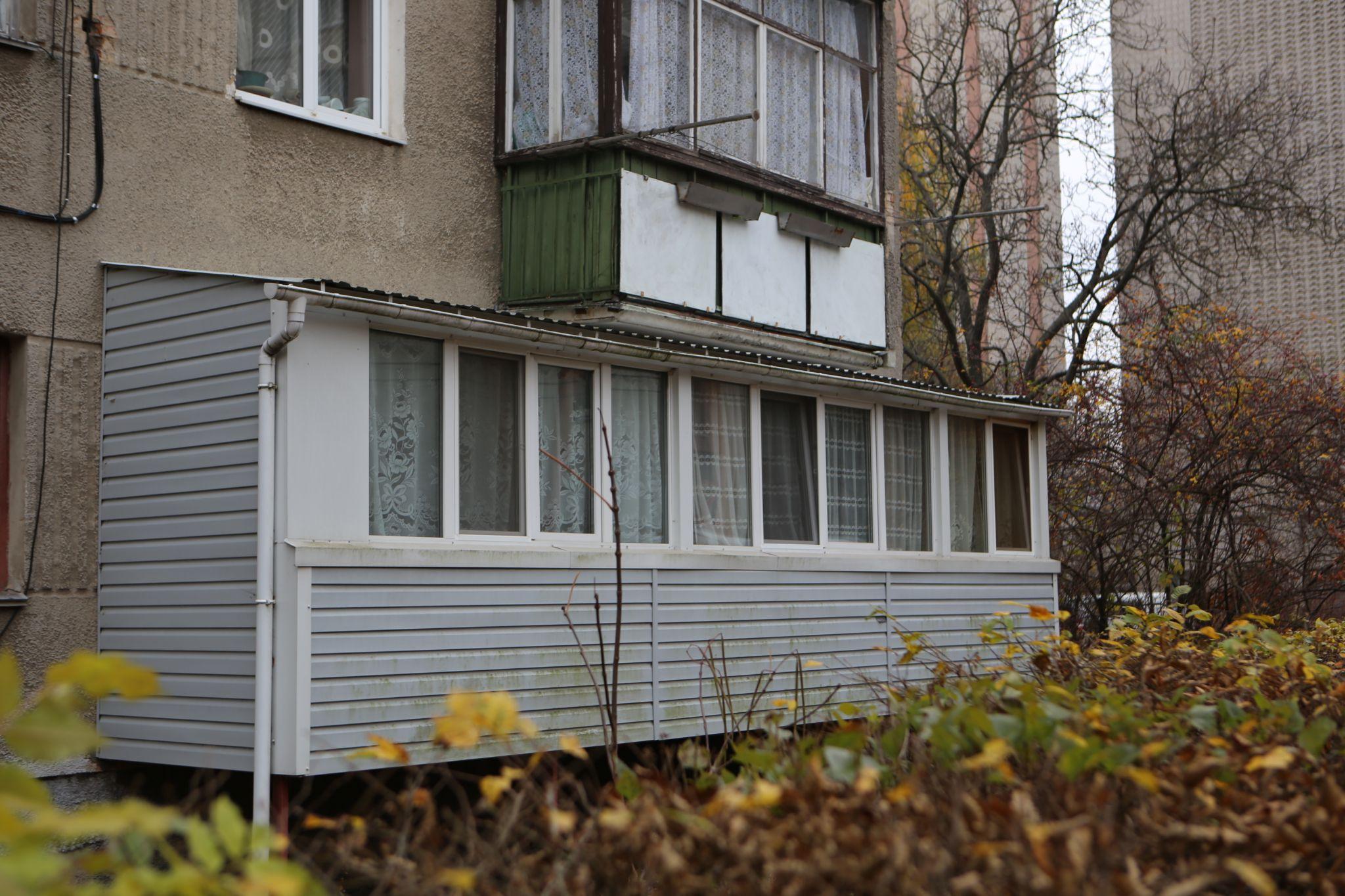 Новини Вінниці - фото з Ніби ще одна квартира. Як виглядають і чи законні «цар-балкони» на вінницьких багатоповерхівках