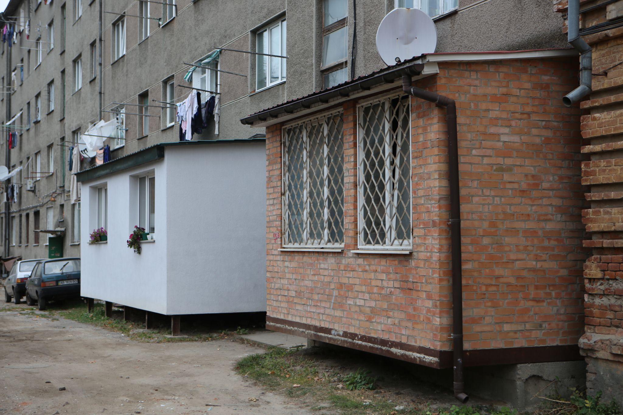 Новини Вінниці - фото з Ніби ще одна квартира. Як виглядають і чи законні «цар-балкони» на вінницьких багатоповерхівках