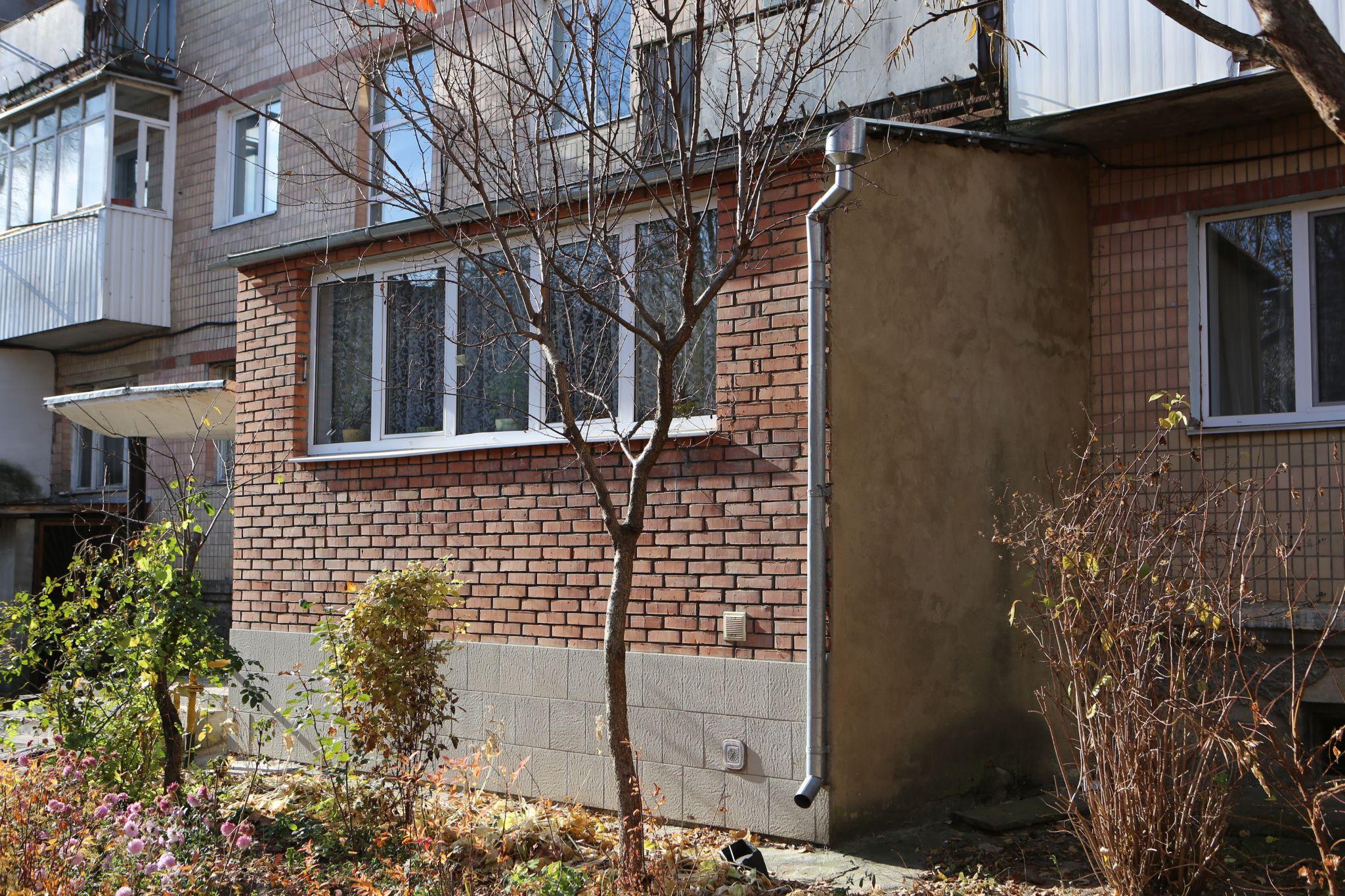 Новини Вінниці - фото з Ніби ще одна квартира. Як виглядають і чи законні «цар-балкони» на вінницьких багатоповерхівках