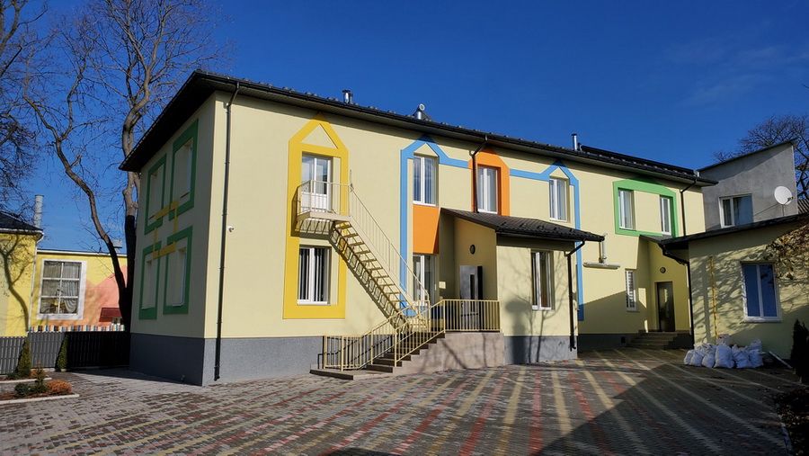 Новини Тернополя - фото з В єпархії показали, який вигляд всередині має новий дитячий садок на Парковій (ФОТО)