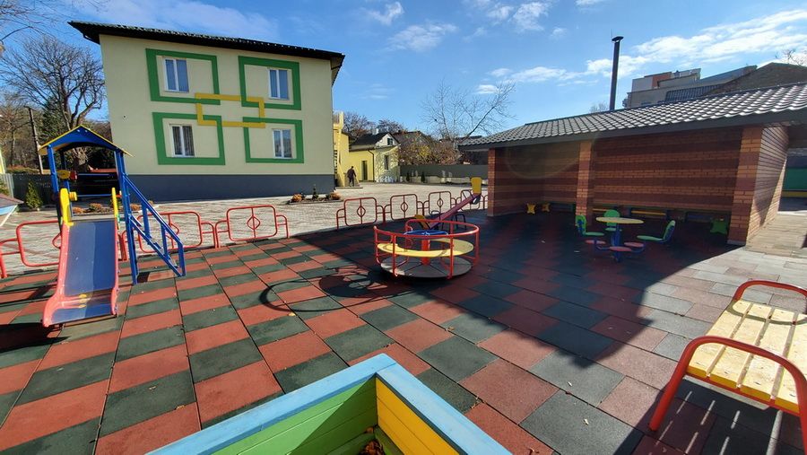 Новини Тернополя - фото з В єпархії показали, який вигляд всередині має новий дитячий садок на Парковій (ФОТО)