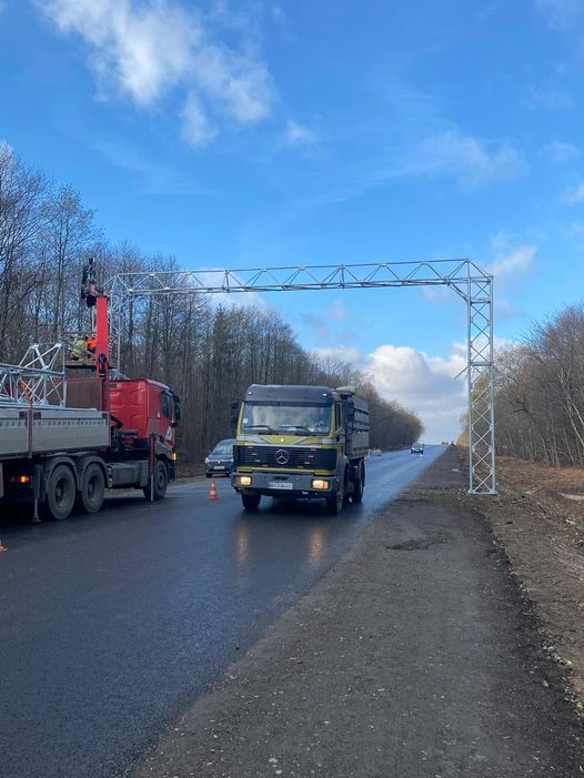 На зображенні може бути: дорога