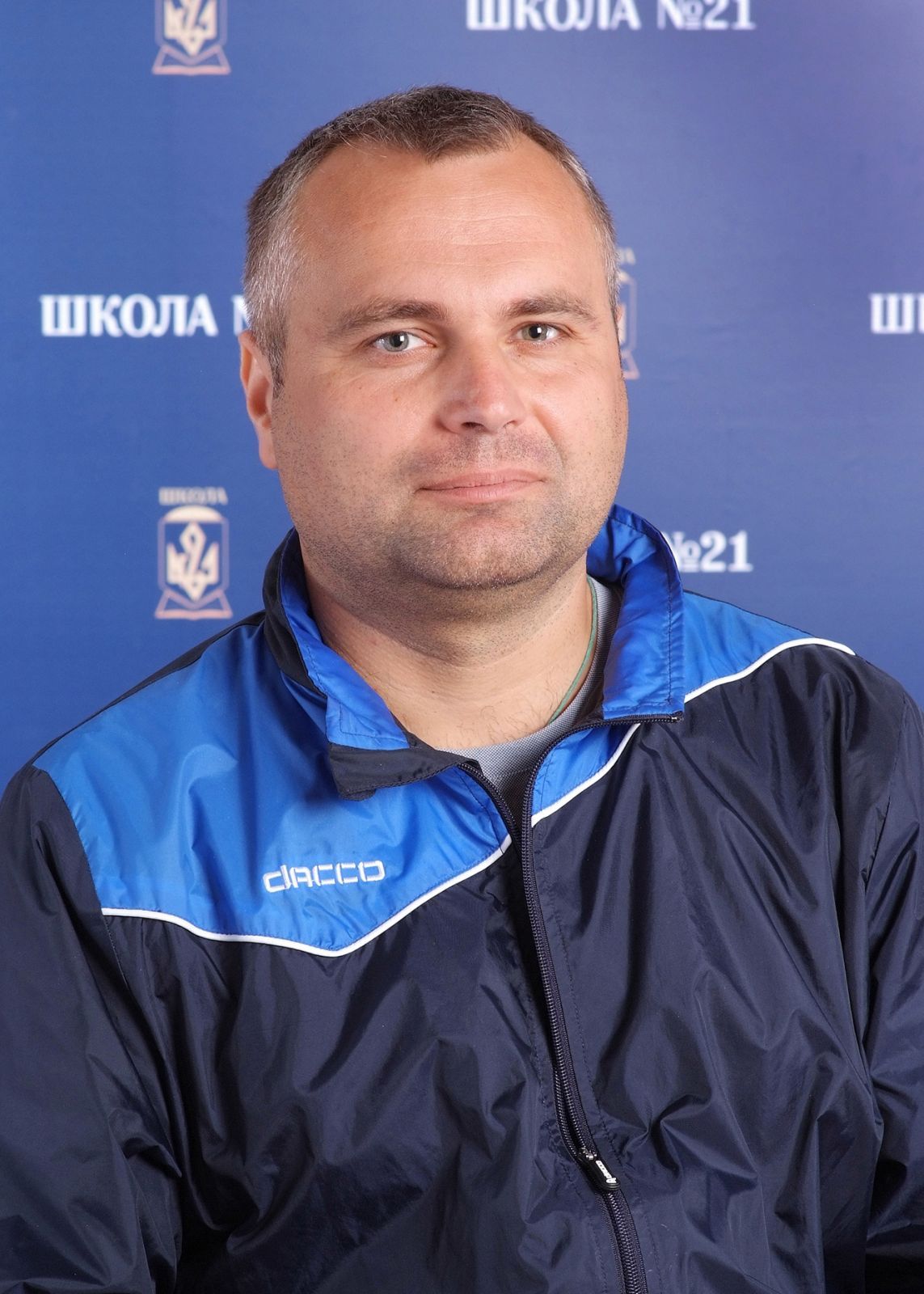 Новини Вінниці - фото з Школа № 21 – серед лідерів у міських футбольних змаганнях, незважаючи на занедбане поле