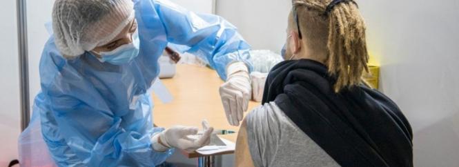 Новини Вінниці - фото з Важливе за 12 листопада на 20minut.ua. Найцікавіші новини, які ви могли пропустити «Форт», «Вінницятрансприлад» та інші. Кому треба обов’язково вакцинуватись до 9 грудня?