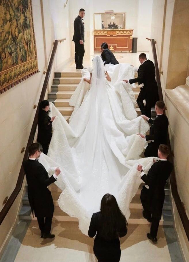 Новини Вінниці - фото з Попелюшка з Рахнів Лісових. Ведуча «Танців з зірками» Іванна Онофрійчук вийшла заміж за мільйонера