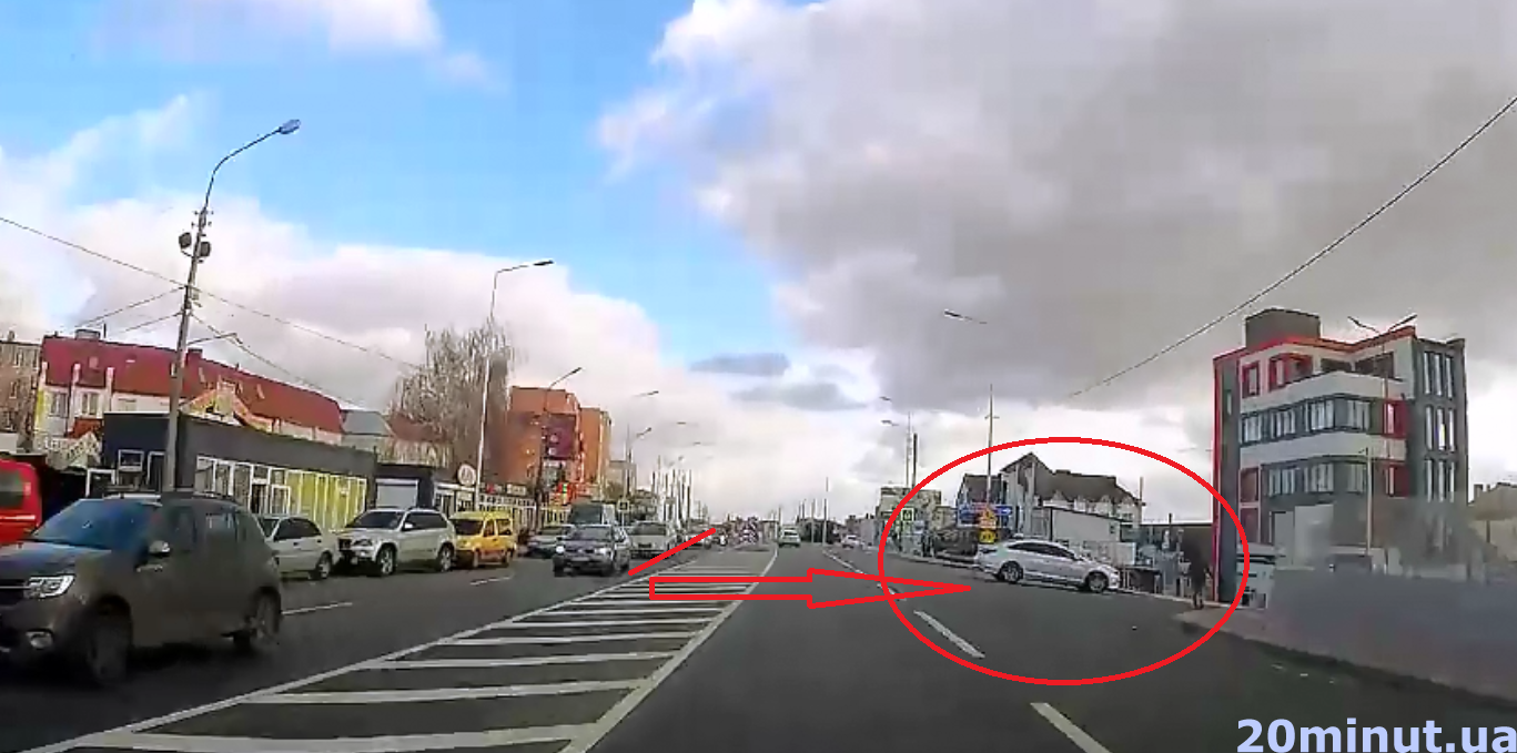 Новини Тернополя - фото з Надія на сніг або на фарбу: тернополяни нарікають на недолугу розмітку на «Дружбі». Коли все виправлять?