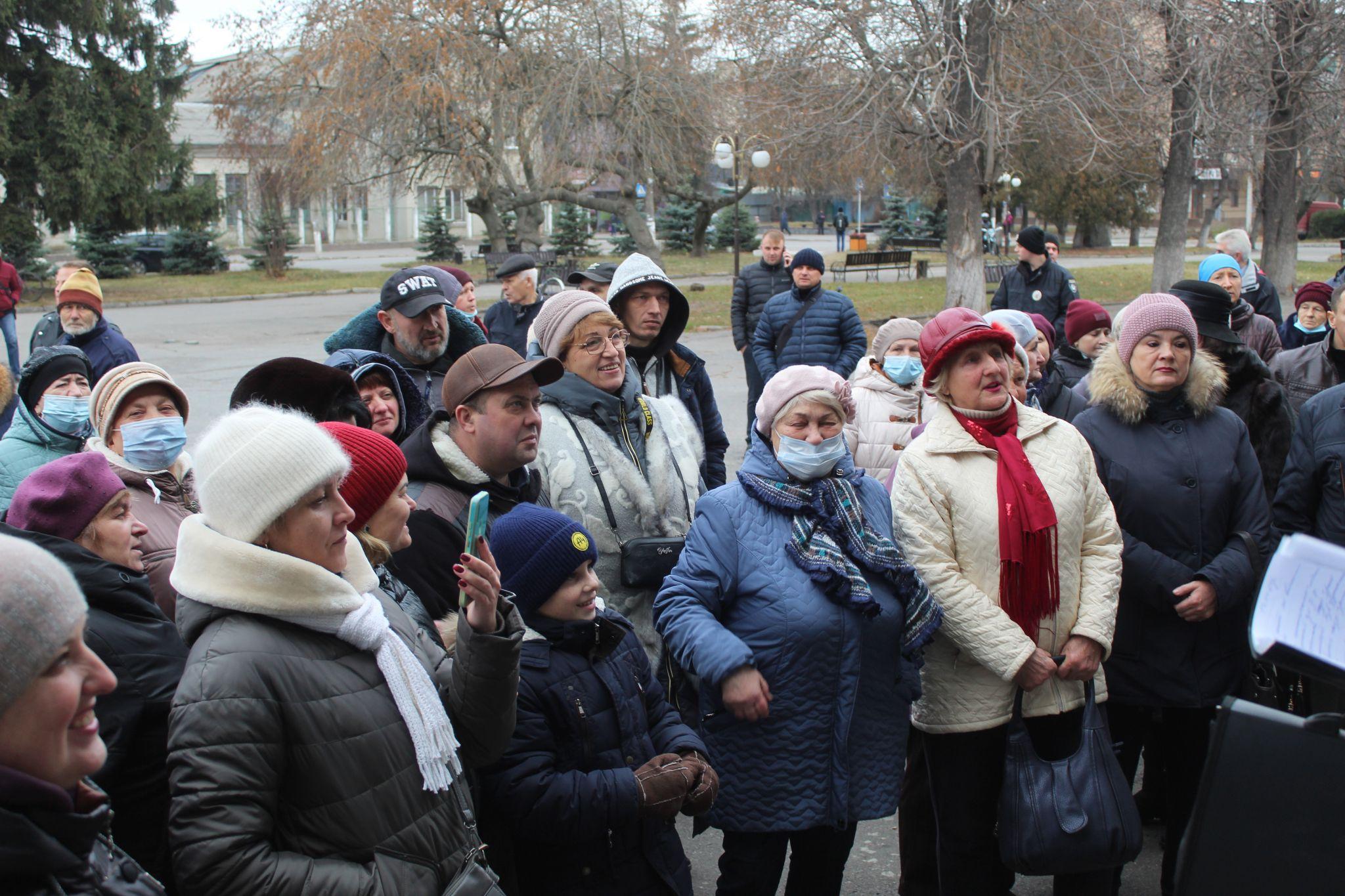 Новини Козятина - фото з Говорили про вакцинацію та доставку газу: громада Козятина зібралася на схід міста, яке назвали «Віче»