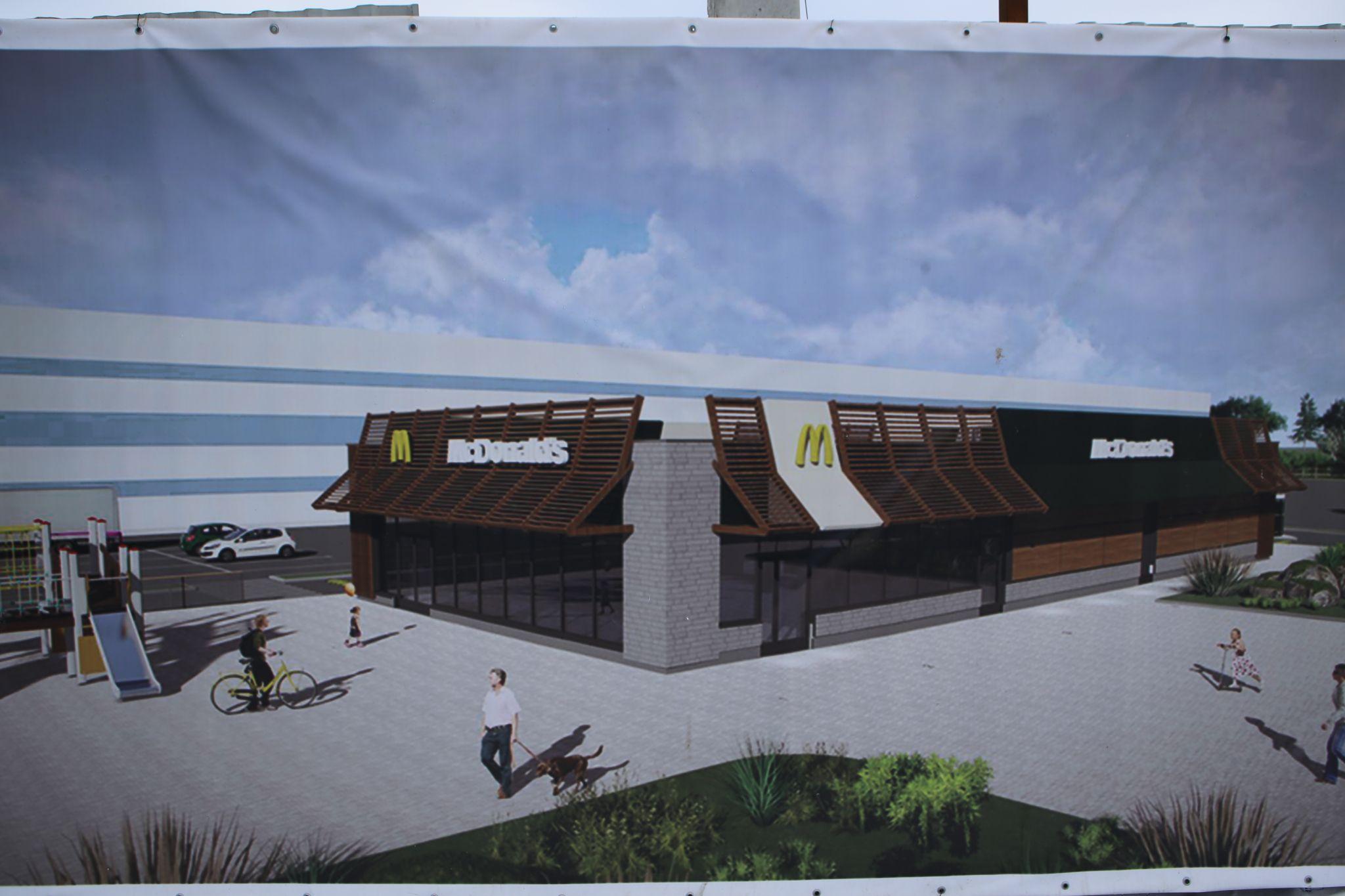 Новини Вінниці - фото з Біля Західного автовокзалу будують новий McDonald’s. Коли чекати на відкриття?