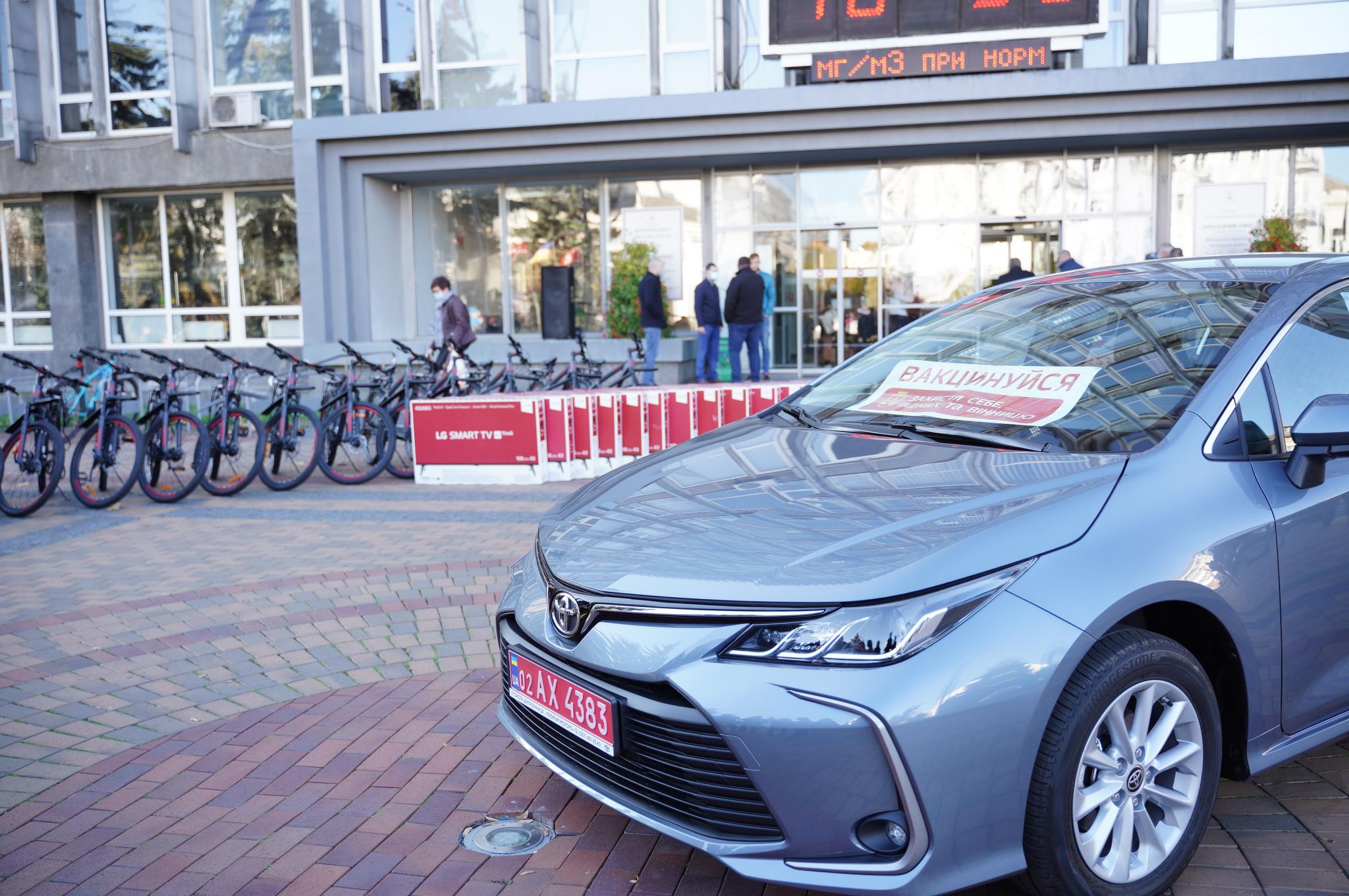 Новини Вінниці - фото з Байнак, Сидоріна і Катрага. Хто отримає призи за вакцинацію?