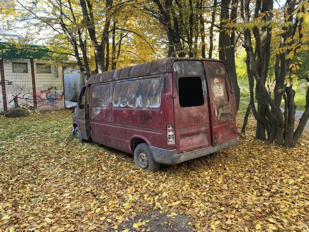 Новини Тернополя - фото з Три покинутих автівки у Тернополі перемістять на арештмайданчик (ФОТО)
