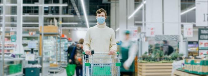 Чи закриють продуктові магазини для невакцинованих? Відповідь головного санлікаря