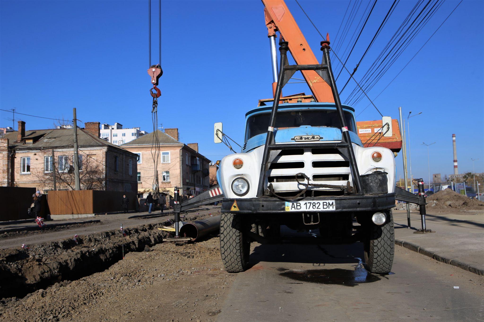 Новини Вінниці - фото з Демонтували колії та вирили котлован. Як за два тижні реконструкції змінилася Батозька