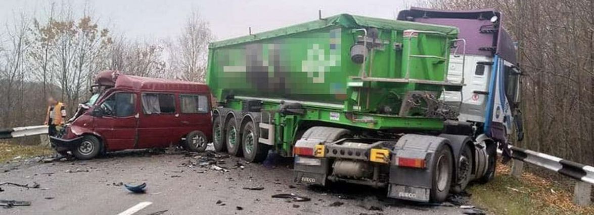 Новини Хмельницького - фото з Смертельна ДТП та загибель чотирьох дітей у вогні: дивіться топ-5 новин за тиждень