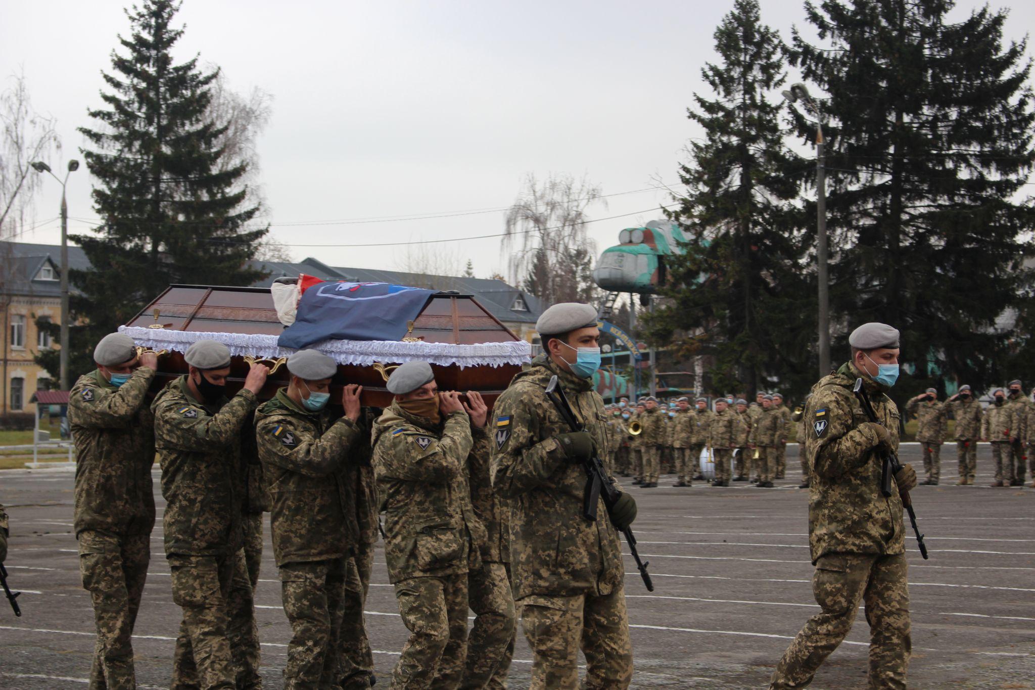 Новини Хмельницького - фото з Загинув від ворожої кулі: у Хмельницькому попрощалися зі снайпером Убертом Мрачковським