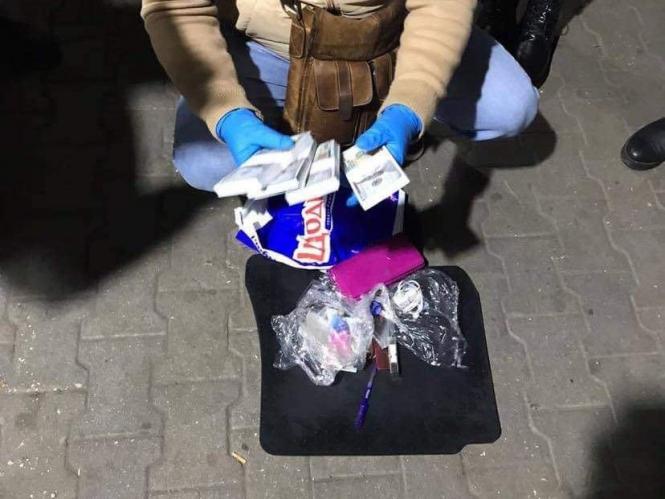 Новини Хмельницького - фото з Вимагала у прокурора 40 тисяч доларів. Жительку Хмельниччини затримали на шахрайстві