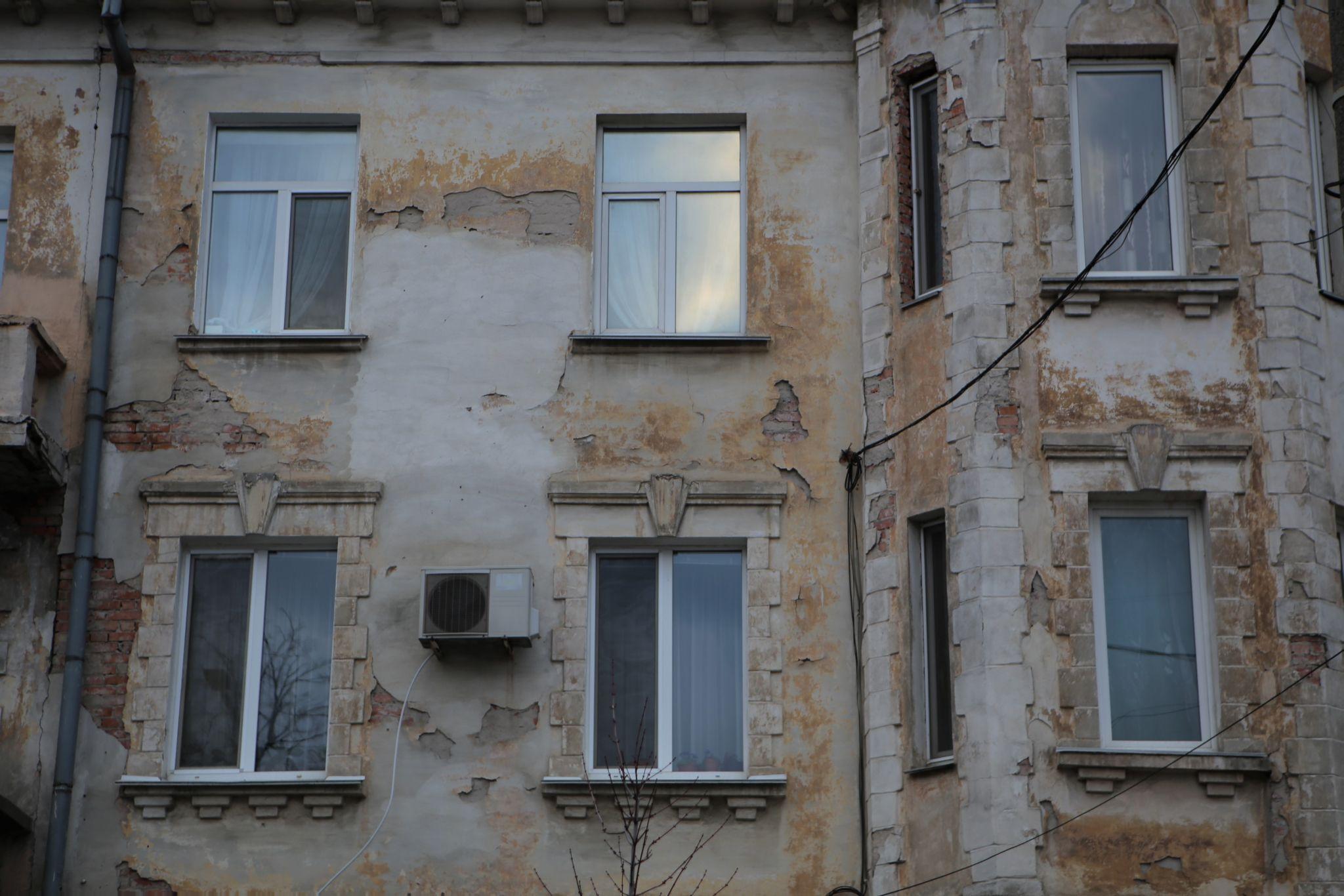 Новини Вінниці - фото з «Тримаємо ситуацію на контролі»: у Вінниці почали реставрацію Будинку залізничників