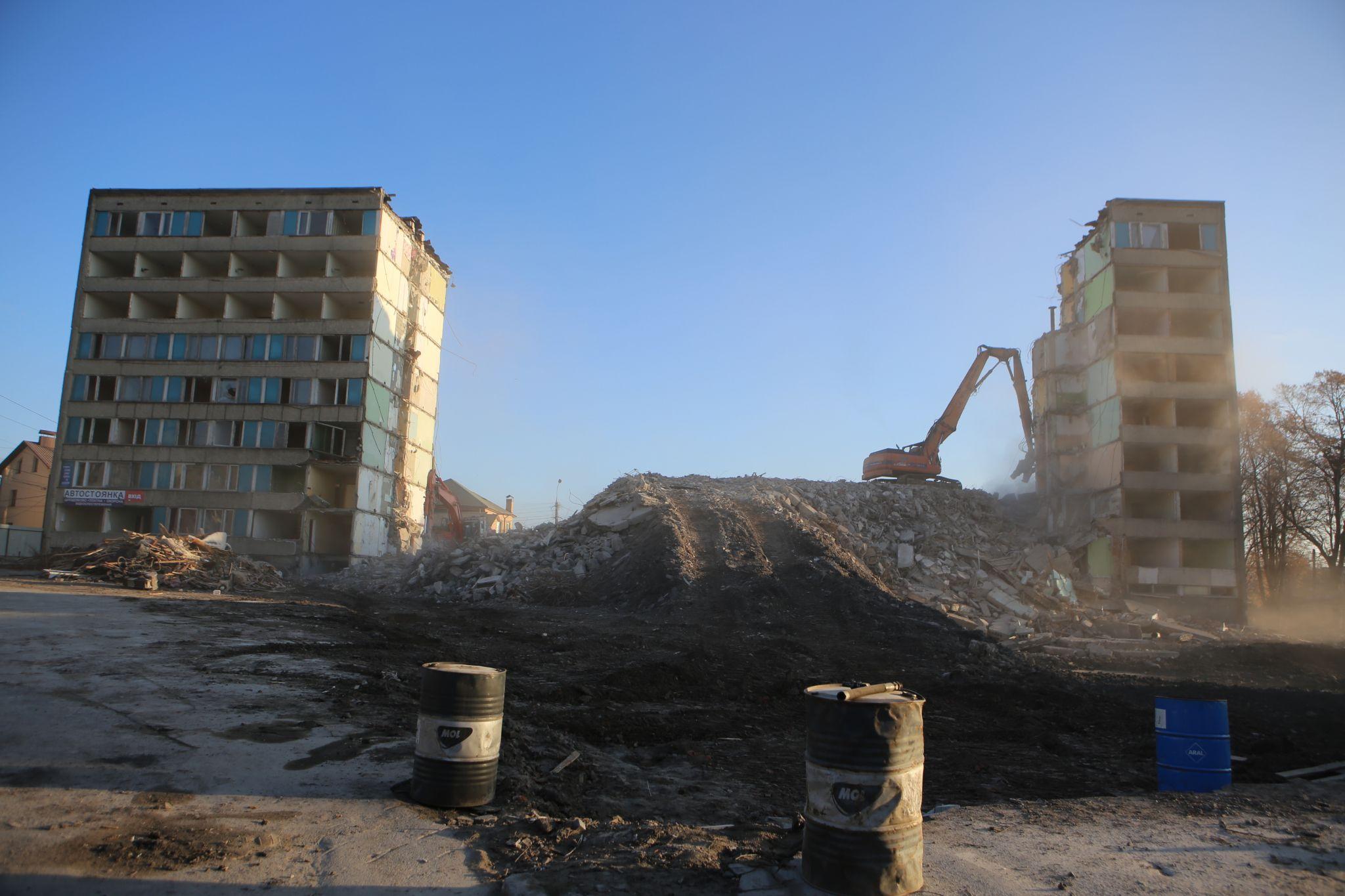Новини Вінниці - фото з Не залишилося майже нічого: у Вінниці закінчують демонтувати «Південний Буг», але чи законно?