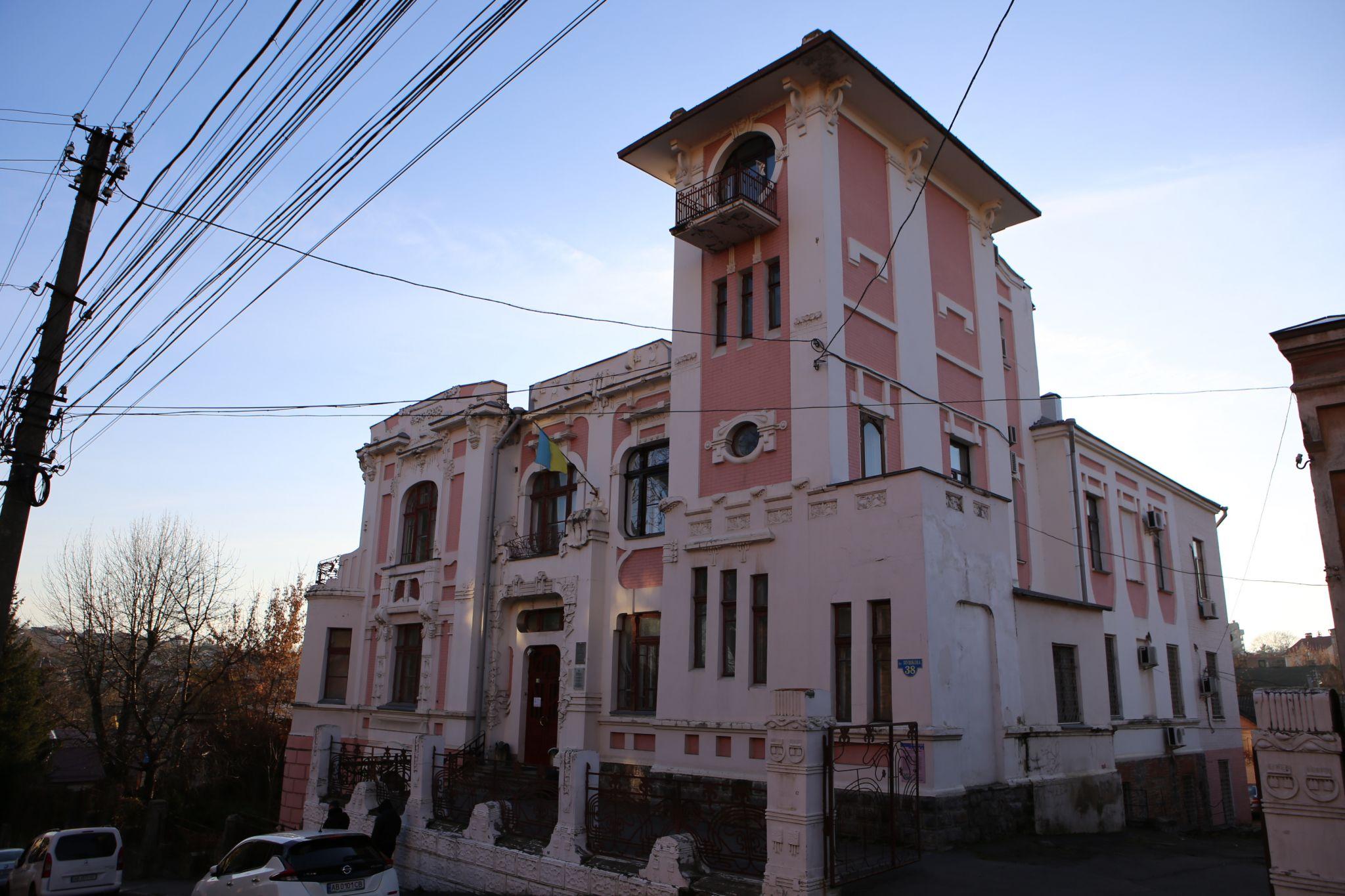 Новини Вінниці - фото з Еркери, горельєфи, маскарони: цікаві архітектурні елементи будівель, які ви досі не помічали