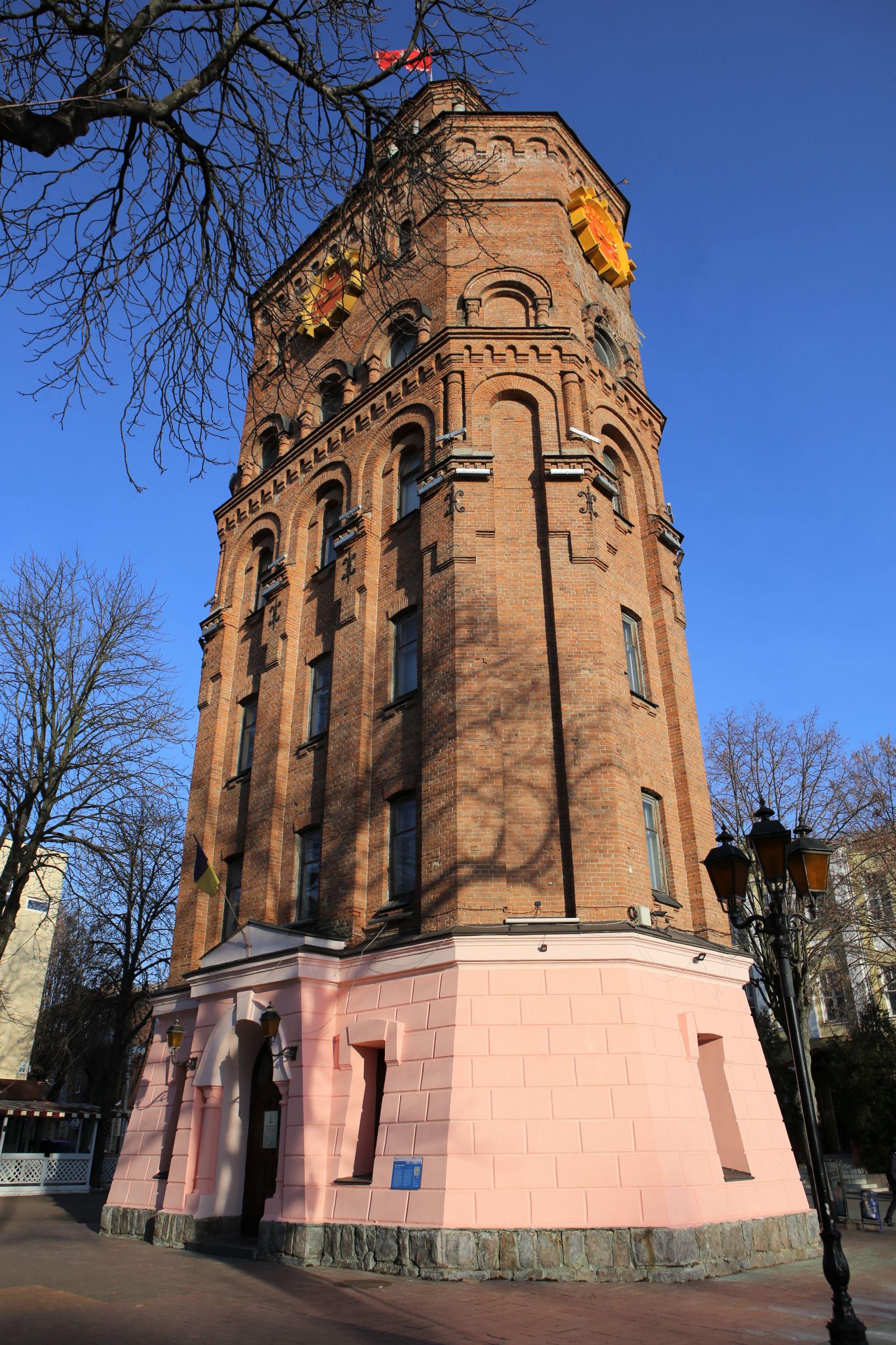 Новини Вінниці - фото з Еркери, горельєфи, маскарони: цікаві архітектурні елементи будівель, які ви досі не помічали