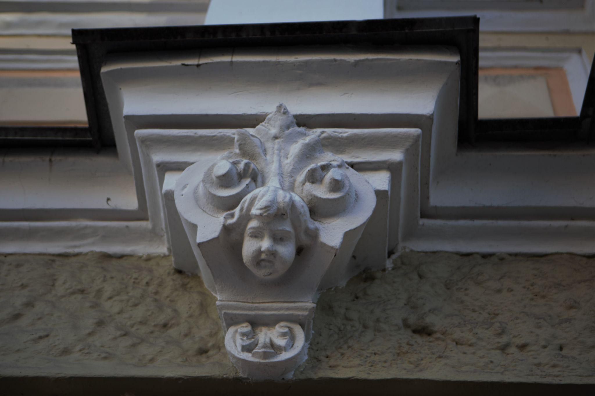 Новини Вінниці - фото з Еркери, горельєфи, маскарони: цікаві архітектурні елементи будівель, які ви досі не помічали