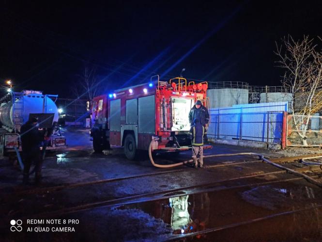 Новини Вінниці - фото з Розгерметизація цистерни з аміаком у Немирові. Триває ліквідація хімічної аварії