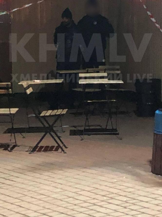 Новини Хмельницького - фото з Вечірній напад іноземця на Озерній. Дізналися деталі Нет описания.