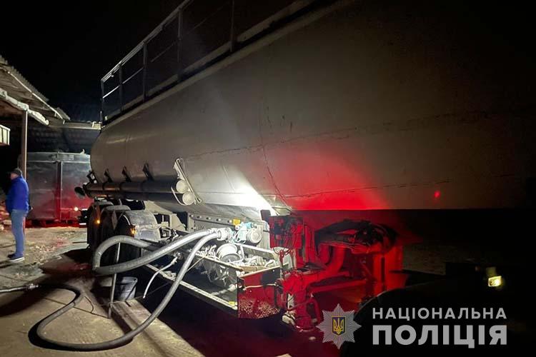 Новини Тернополя - фото з На Тернопільщині припинили діяльність нелегальної автозаправки