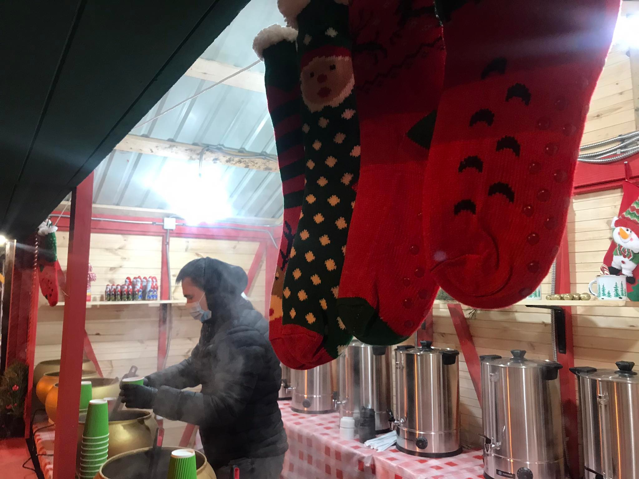 Новини Хмельницького - фото з Симчишин “запалив” головну ялинку Хмельницького (ВІДЕО) Нет описания.