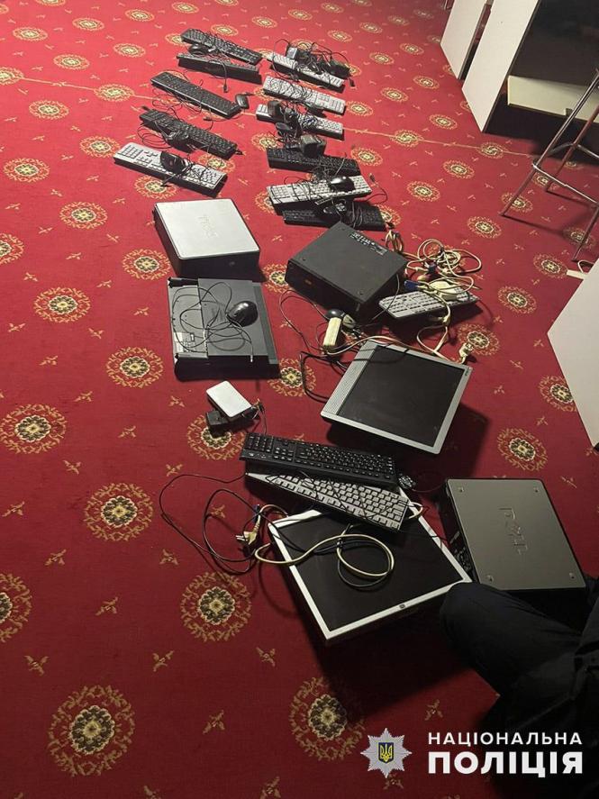 Новини Хмельницького - фото з На Хмельниччині “прикрили” чотири гральні зали. Шукають організаторів