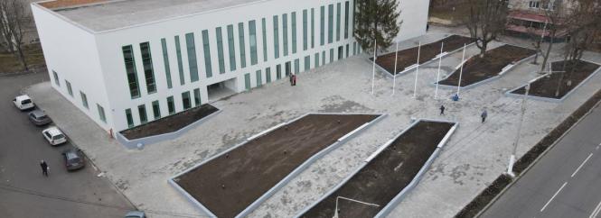 За крок до відкриття. На Замості завершили реконструкцію спорткомплексу «Аква-Він»