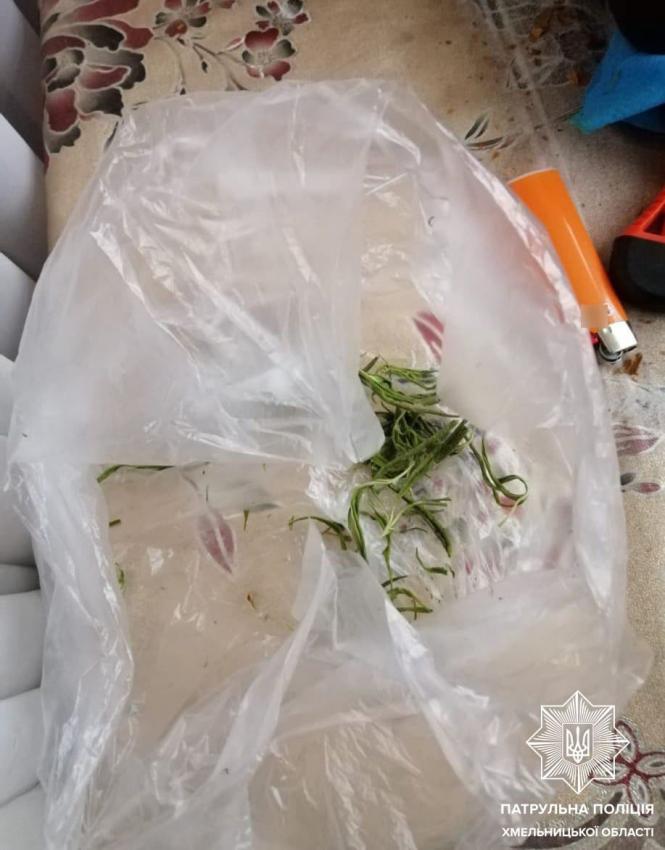 Новини Хмельницького - фото з У 37-річного хмельничанина знайшли вдома наркотики