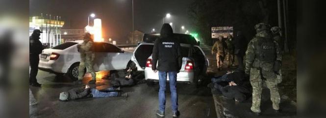 КОРД затримав банду, яка в балаклавах «виставила» сейф з 220 тисячами