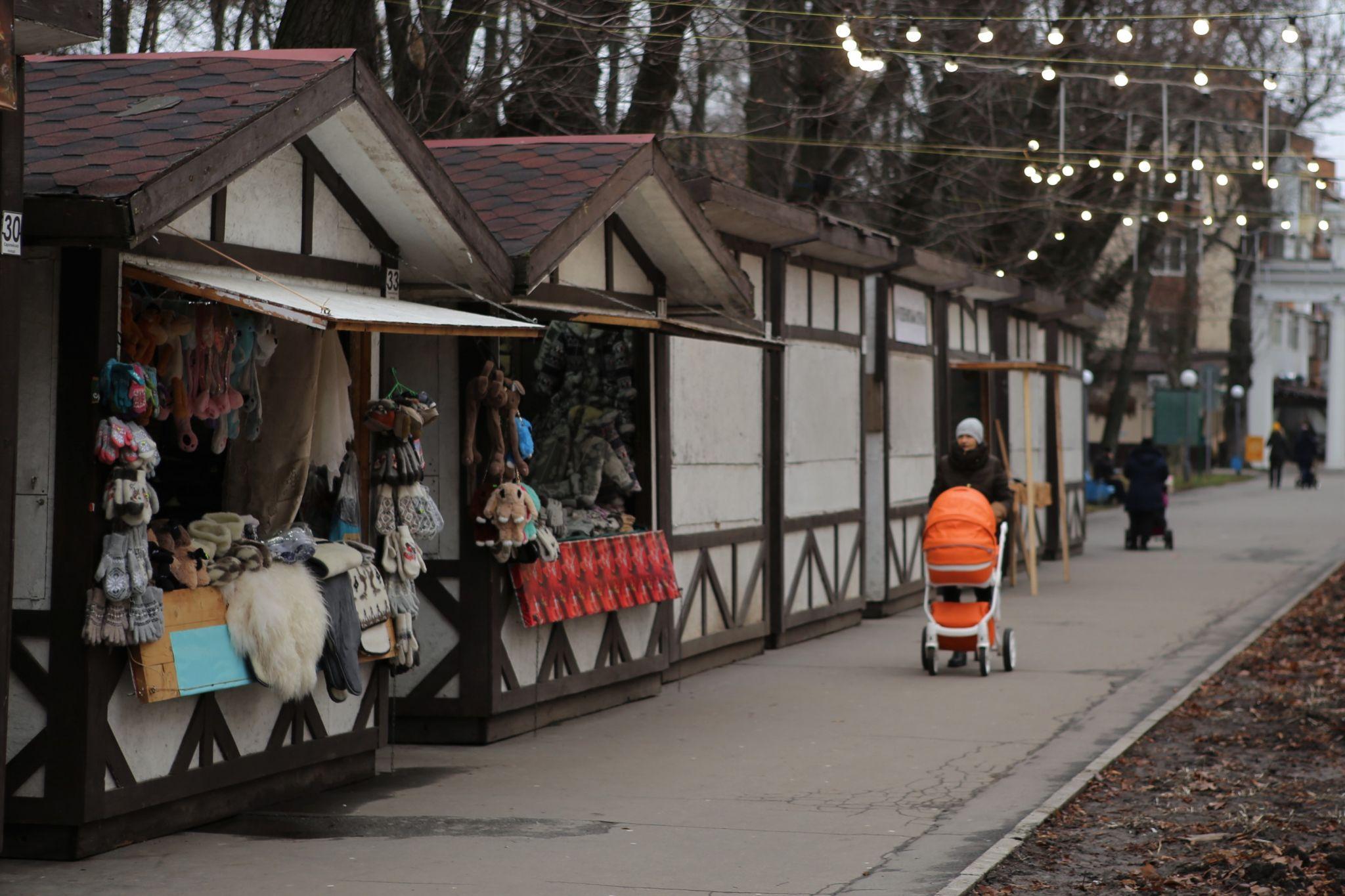 Новини Вінниці - фото з Як виглядає вінницьке «Зимове містечко» за кілька днів до офіційного відкриття