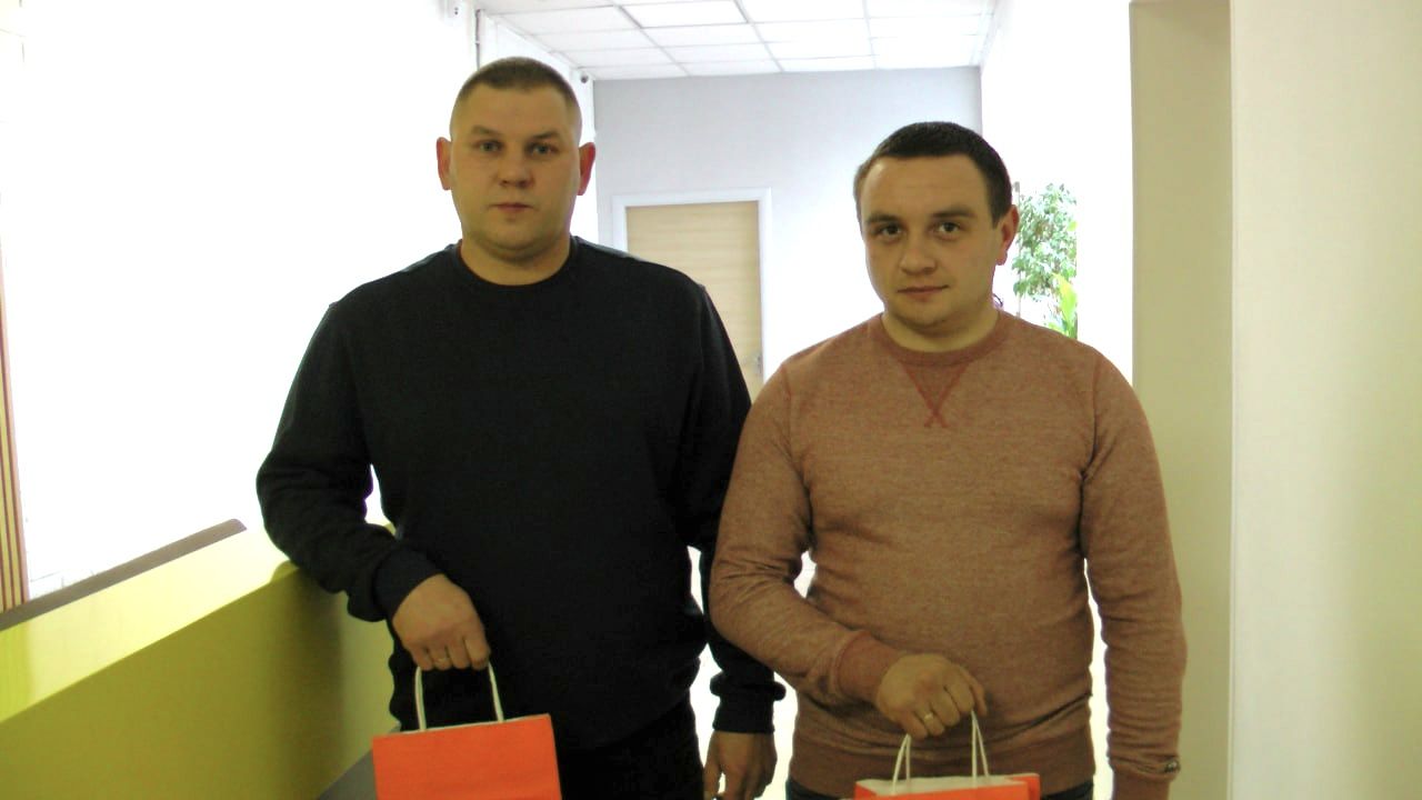 Новини Вінниці - фото з Смартфон і девайси. Учасники голосування в «Народному бренді» отримали свої призи