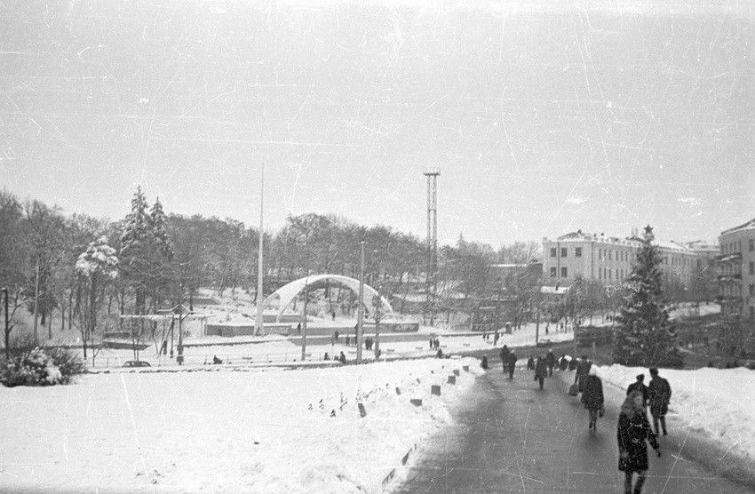 Новини Вінниці - фото з Засніжені вулиці, щасливі люди. Якою була зима в Вінниці в минулому столітті?