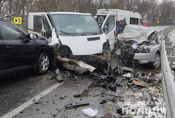 Новини Хмельницького - фото з 5 найпопулярніших новин на “ВСІМ” за тиждень: ДТП і п’яні студентки ...